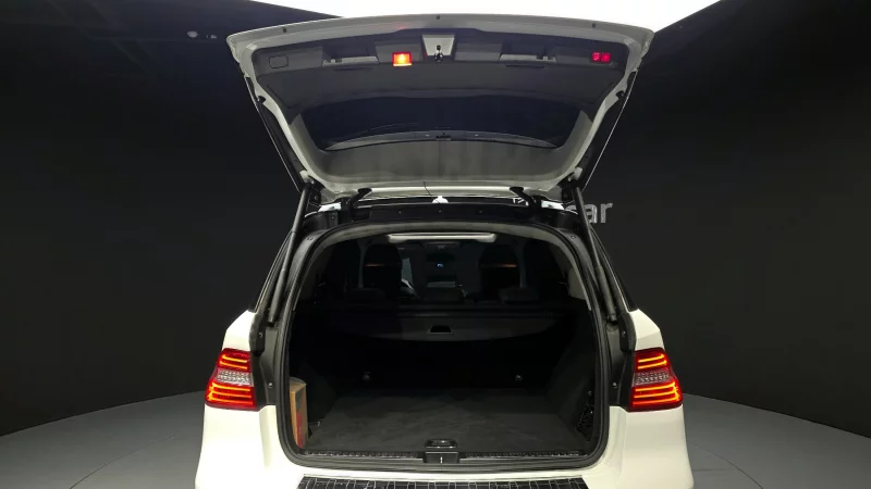 Mercedes-Benz M-class