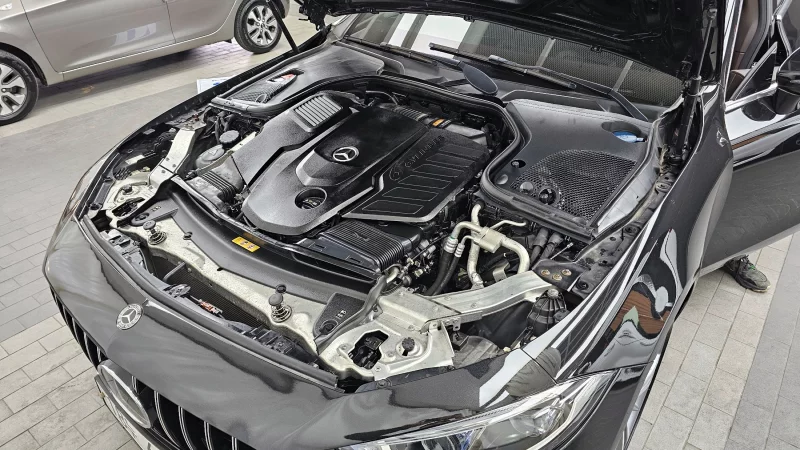 Mercedes-Benz CLS-Class