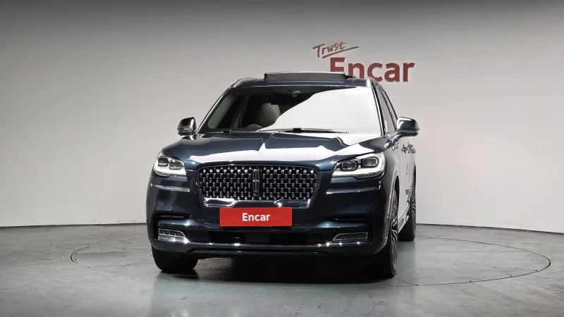 Lincoln Aviator