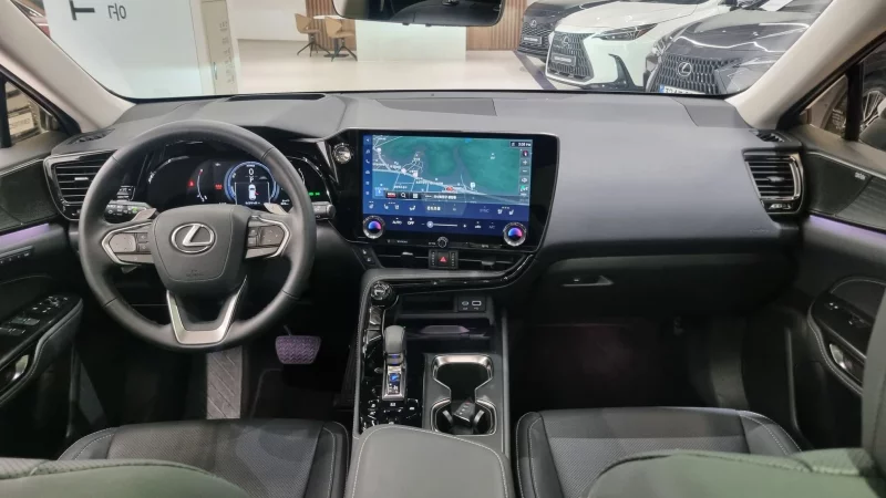 Lexus NX350h