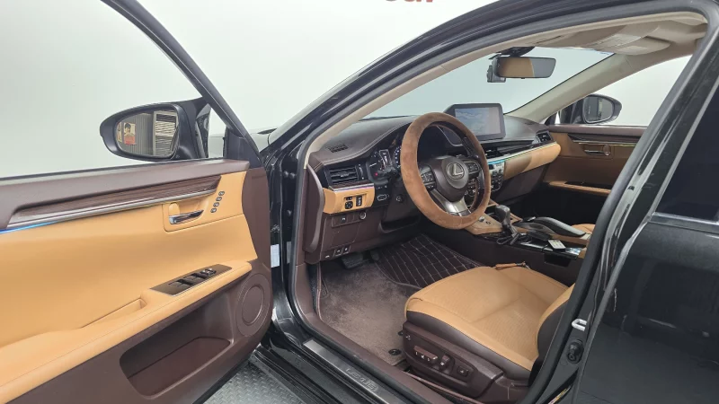 Lexus ES350