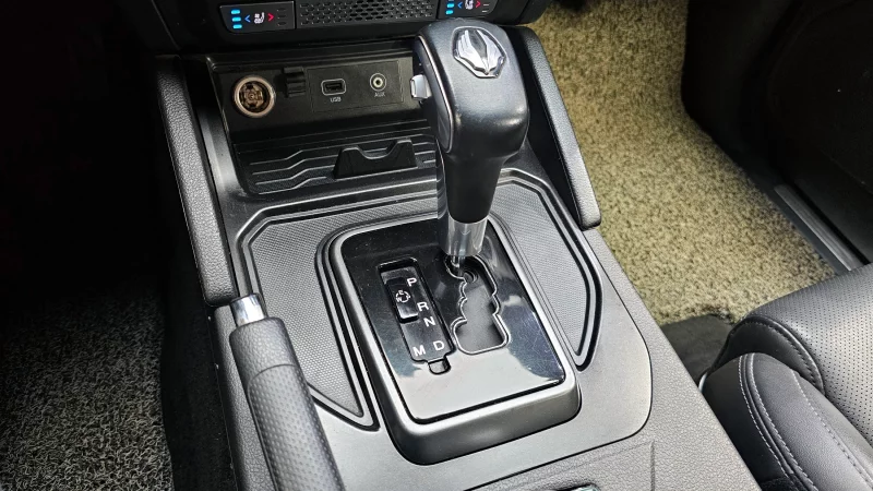 SsangYong Rexton Sports Khan