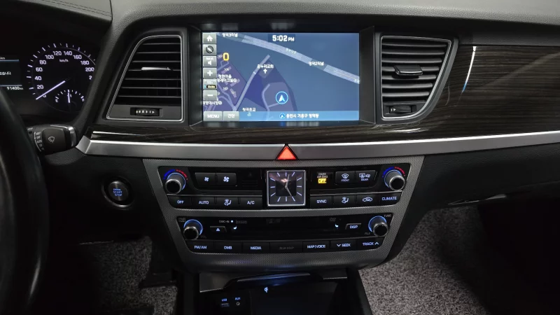 Genesis G80