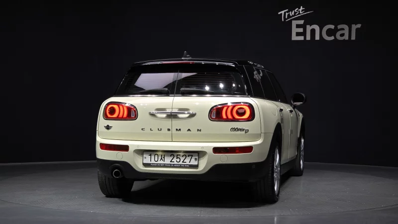 MINI Clubman