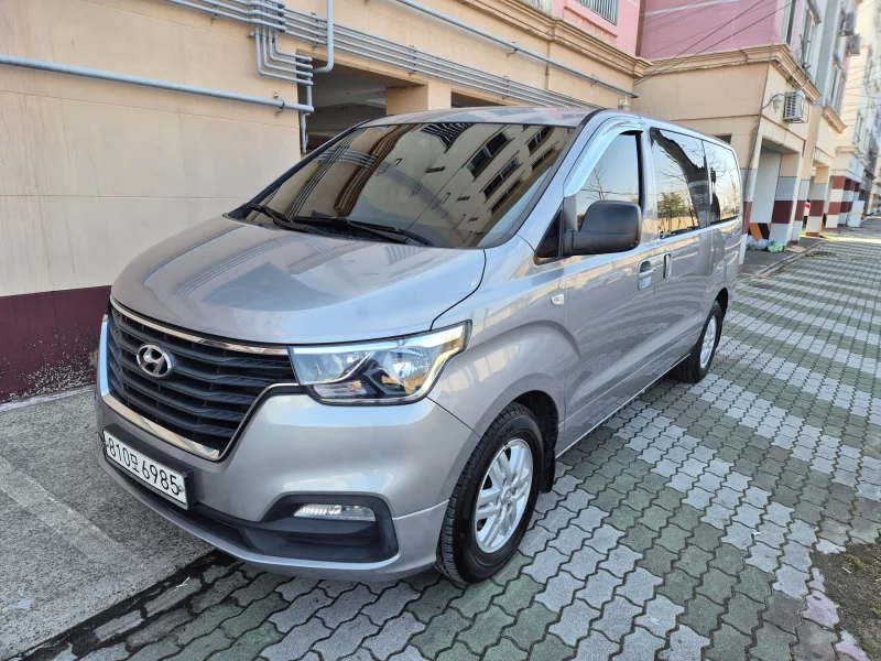 Hyundai Grand Starex