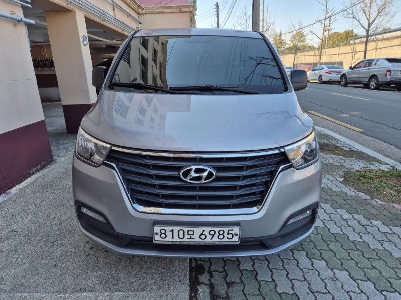 Hyundai Grand Starex