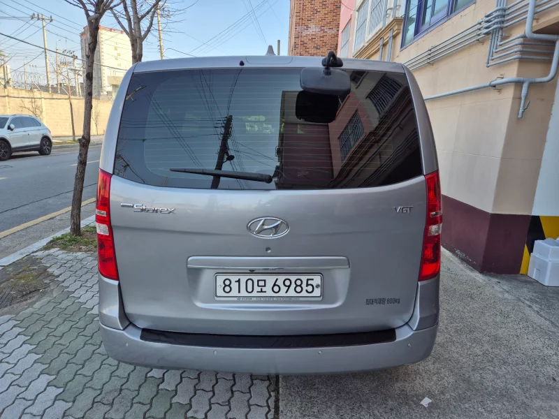 Hyundai Grand Starex