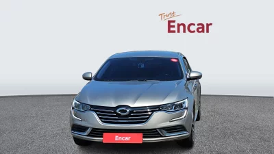 Renault SM6