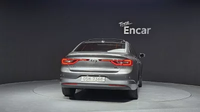 Renault SM6