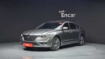 Renault SM6
