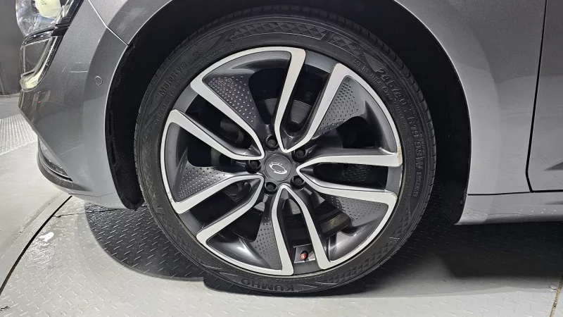 Renault Samsung SM6
