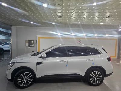Renault QM6