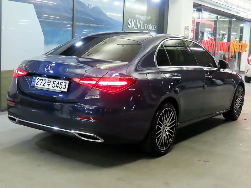Mercedes-Benz C-Class