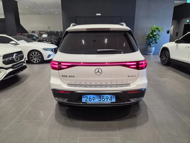 Mercedes-Benz EQB