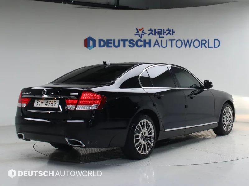 SsangYong Chairman W