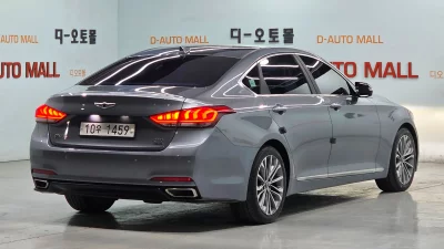 Hyundai Genesis