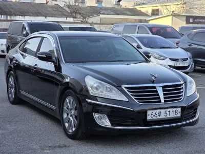 Hyundai Equus