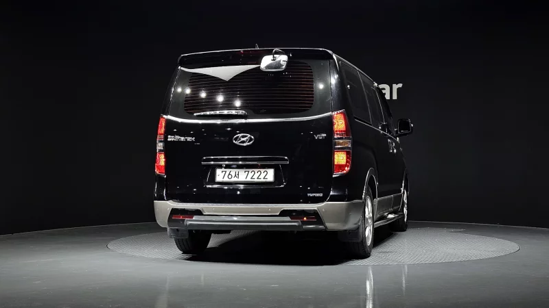 Hyundai Grand Starex
