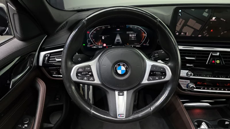 BMW 5-Series