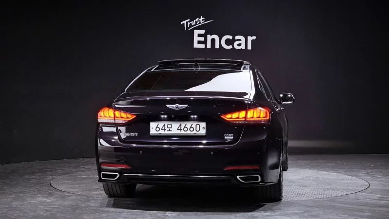 Hyundai Genesis