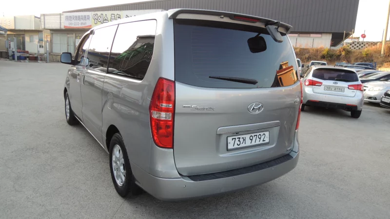 Hyundai Grand Starex