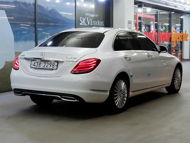 Mercedes-Benz C-Class