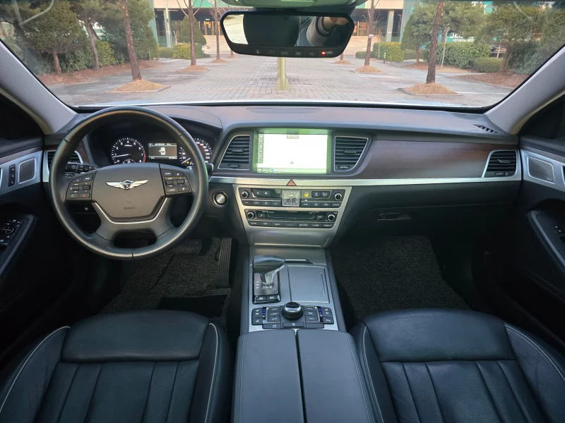Genesis G80