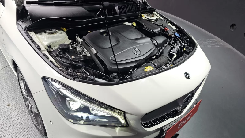 Mercedes-Benz CLA-Class