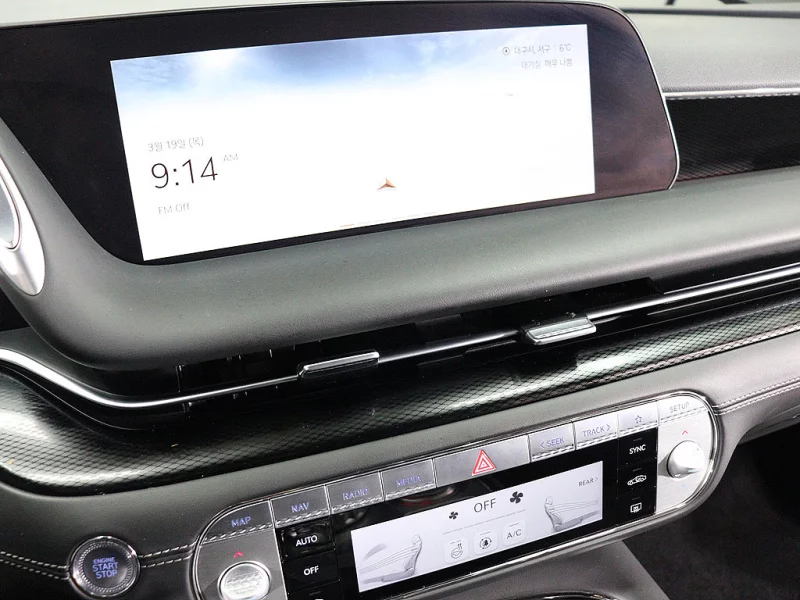 Genesis G90