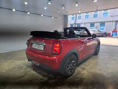 MINI Cooper Convertible