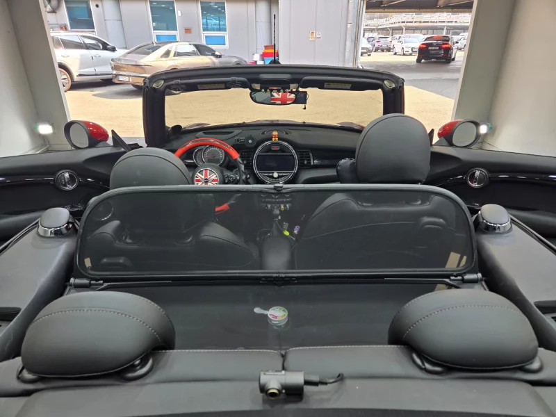 MINI Cooper Convertible