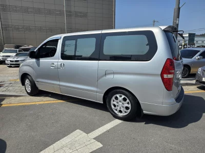 Hyundai Grand Starex