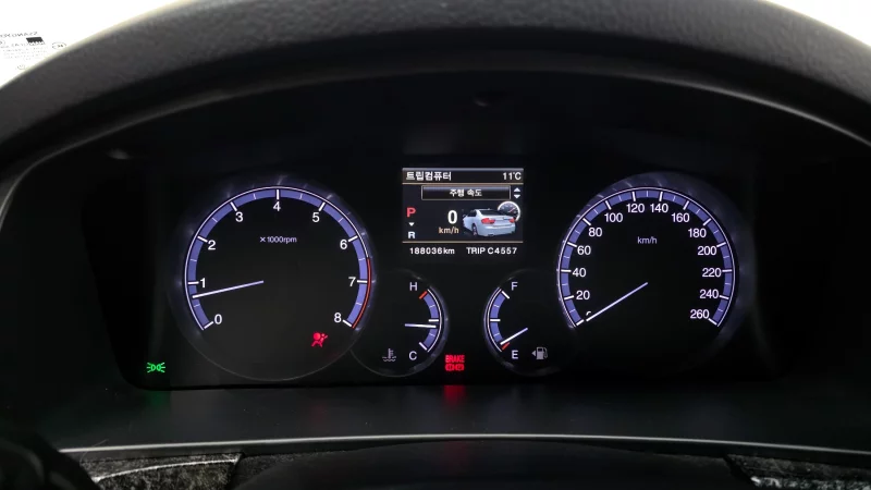 SsangYong Chairman W