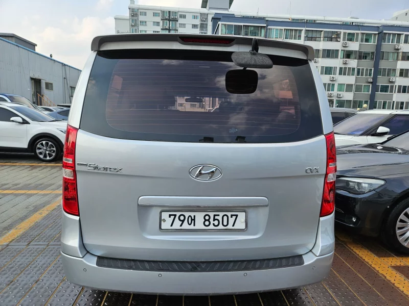 Hyundai Grand Starex