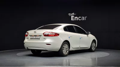 Renault SM3