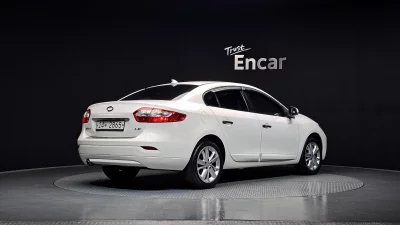 Renault SM3