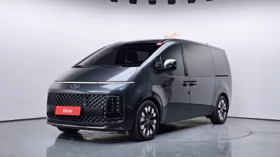Hyundai Staria
