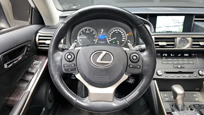 Lexus IS250