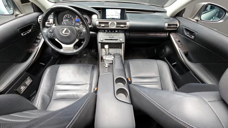 Lexus IS250