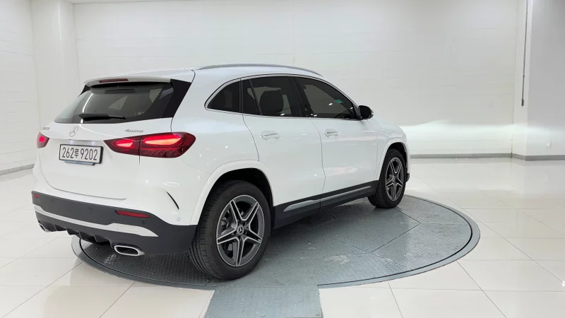Mercedes-Benz GLA-Class