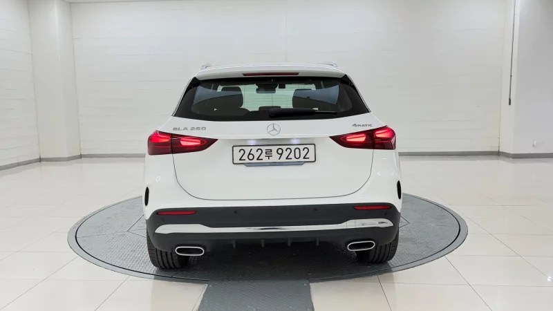 Mercedes-Benz GLA-Class