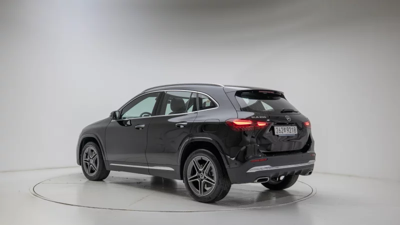 Mercedes-Benz GLA-Class