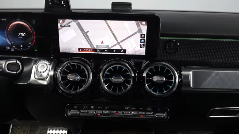 Mercedes-Benz GLB-Class