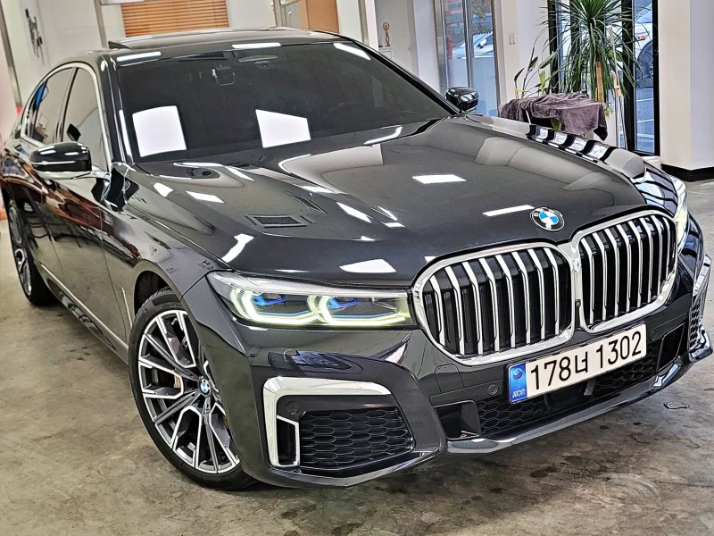 BMW 7-Series