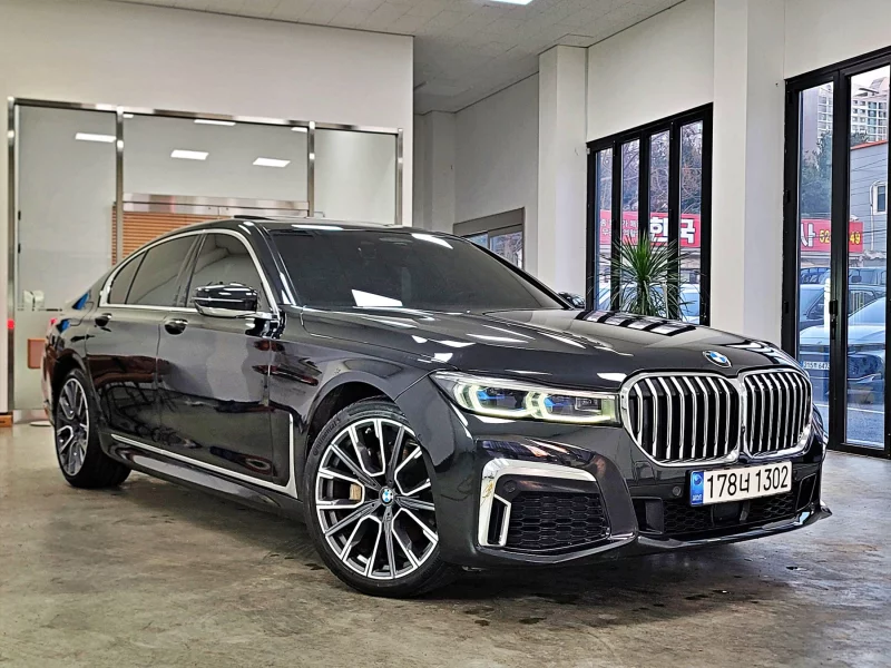 BMW 7-Series