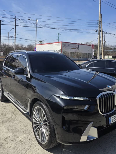 BMW X7