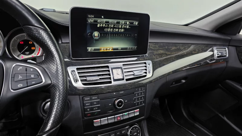 Mercedes-Benz CLS-Class