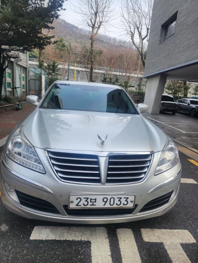 Hyundai Equus