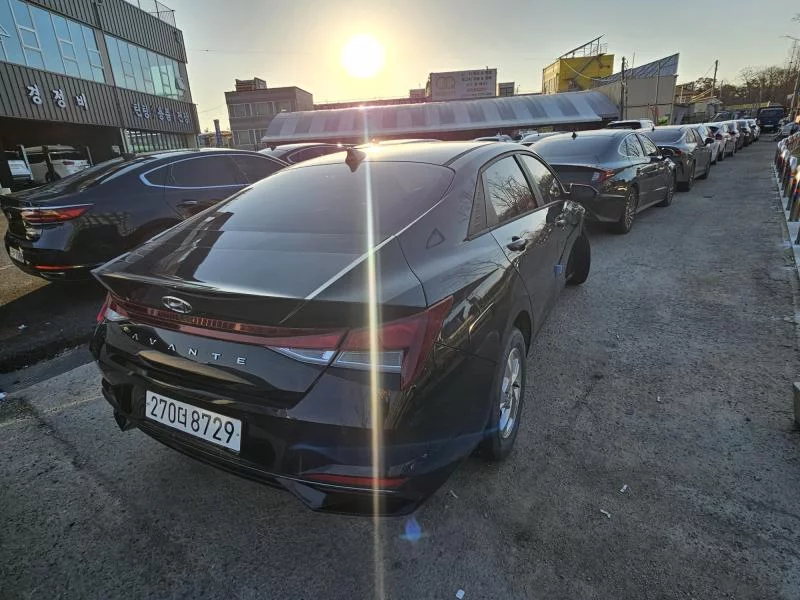 Hyundai AVANTE