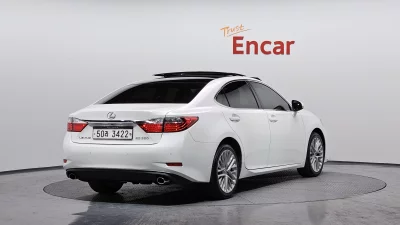 Lexus ES350
